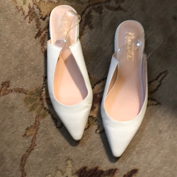 Nanette Lepore Shoes - Nanette Lapore white slight backs Size 9.5